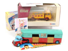 CORGI TOYS (GB) (2)