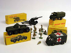 DINKY TOYS (FRANCE) (4)