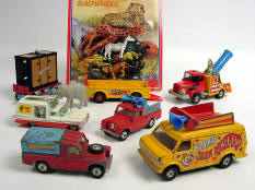 CORGI TOYS & REDESON INTERNATIONNAL (7)