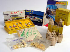 DINKY TOYS FRANCE & MECCANO (9)