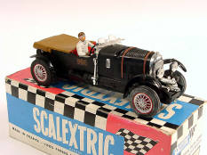 SCALEXTRIC (1)