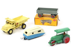DINKY TOYS (GB) (4)