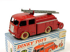DINKY TOYS FRANCE (1)