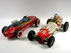 SANYO & MODERN TOYS (2)
