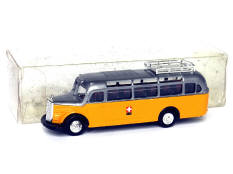 PRALINE 'HO' (ALLEMAGNE) (1)