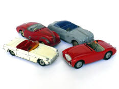 DINKY TOYS (GB) (4)