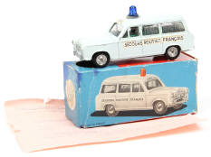 C.I.J. (FRANCE) (1)