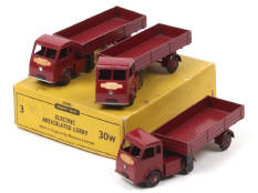 DINKY TOYS (GB) (4)