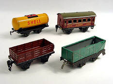 MÄRKLIN 'O' & DIVERS (4)