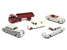 DINKY TOYS (GB) (5)