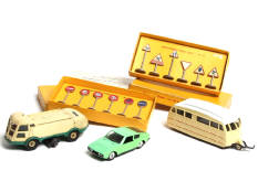 DINKY TOYS (FRANCE) (5)