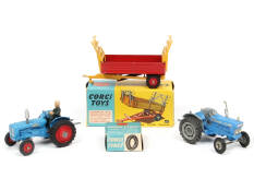CORGI TOYS (GB) (4)