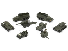 DINKY TOYS (FRANCE) (8)