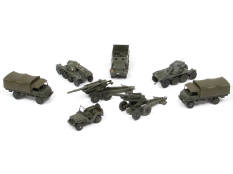 DINKY TOYS (FRANCE) (8)