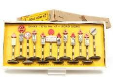 DINKY TOYS (GB) (1)