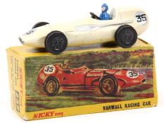NICKYTOYS (INDE) (1)