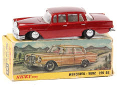 NICKYTOYS (INDE) (1)