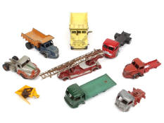 DINKY TOYS (8)