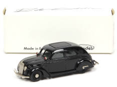 ROBEDDIE MODELS (GB) (1)