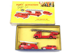 DINKY TOYS (GB) (4)