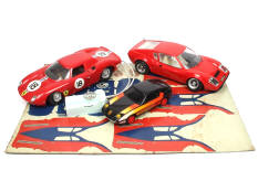 DIVERS (4)