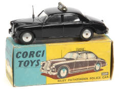 CORGI TOYS (GB) (1)