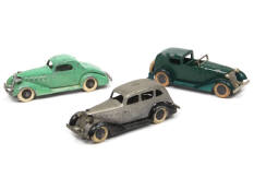 TOOTSIETOY (USA) (3)
