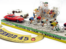 DIVERS & DIVERS (13)