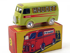 QUIRALU (FRANCE) (1)