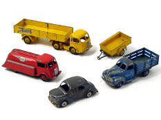 DINKY TOYS FRANCE & C.I.J (5)