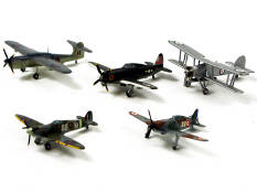 KONISHI & HELMET MODELS (5)