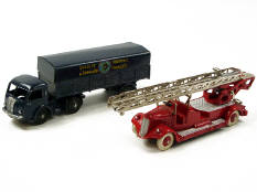 DINKY TOYS (FRANCE) (2)
