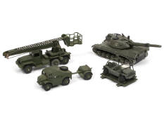 DINKY TOYS (GB) (5)
