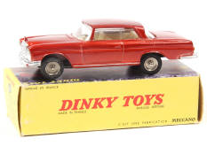 DINKY TOYS (FRANCE) (1)