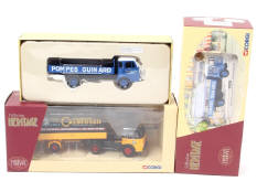 CORGI TOYS (GB) (2)
