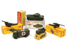 DINKY TOYS (GB) (5)