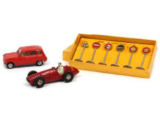 DINKY TOYS (FRANCE) (3)