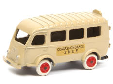 C.I.J. (FRANCE) (1)