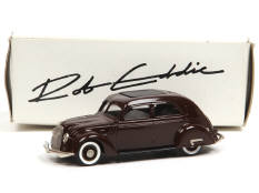 ROBEDDIE MODELS (GB) (1)