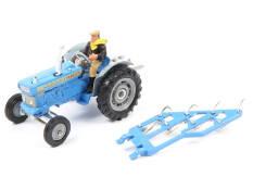 CORGI TOYS (GB) (1)