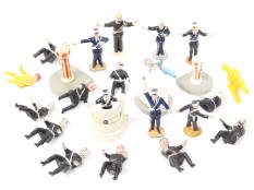 DIVERS (24)