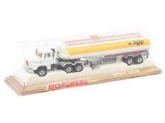 MAJORETTE (FRANCE) (1)