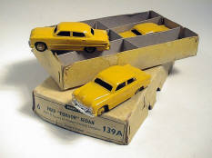 DINKY TOYS (GB) (4)