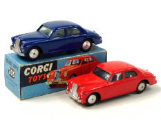 CORGI TOYS (GB) (2)