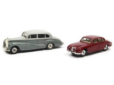 DINKY TOYS (GB) (2)