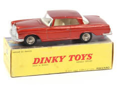 DINKY TOYS (FRANCE) (1)
