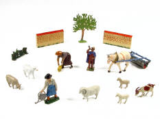 FIGURINES en plomb creux (1)