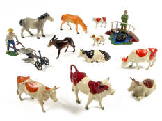 FIGURINES en plomb creux (1)