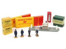 DINKY TOYS (GB) (11)