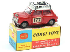 CORGI TOYS (GB) (1)
